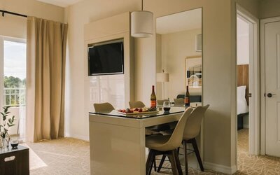 The Point Hotel & Suites Orlando