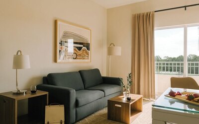 The Point Hotel & Suites Orlando