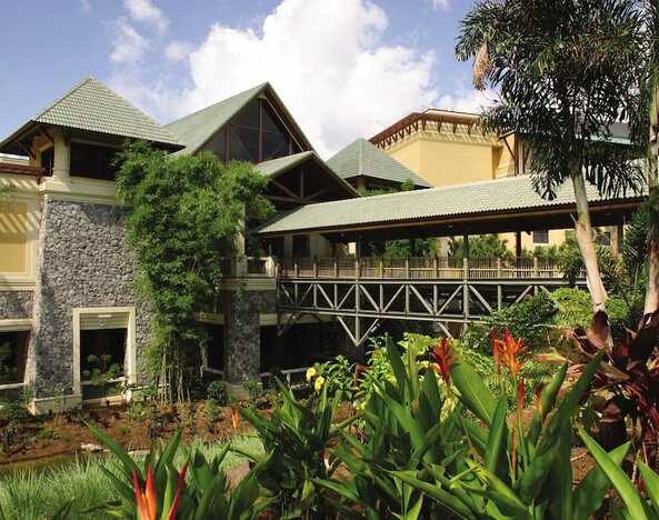 Universal’s Loews Royal Pacific Resort