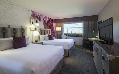 Universal’s Loews Royal Pacific Resort