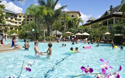 Universal’s Loews Royal Pacific Resort