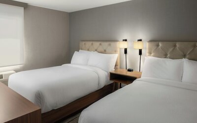 Four Points by Sheraton Downtown Seattle Center
