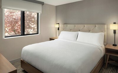 Four Points by Sheraton Downtown Seattle Center