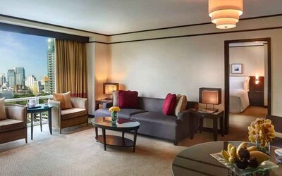 Living room perfect as workspace at the Conrad Bangkok.