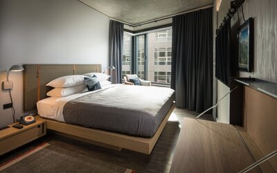MOXY Seattle Downtown