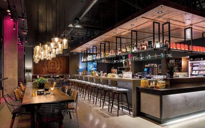 MOXY Seattle Downtown