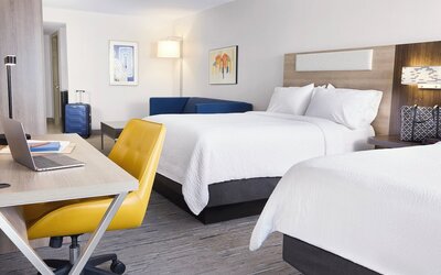 Holiday Inn Express And Suites Seattle Downtown - Lake Union by IHG