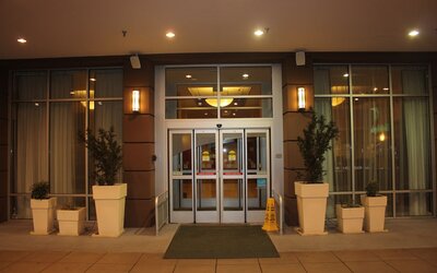 Holiday Inn Express And Suites Seattle Downtown - Lake Union by IHG