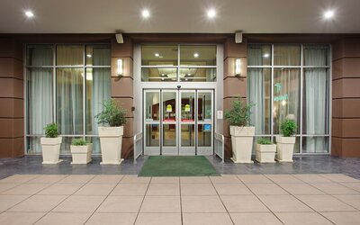 Holiday Inn Express And Suites Seattle Downtown - Lake Union by IHG