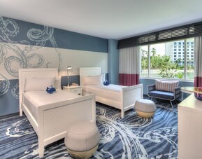 Universal's Loews Sapphire Falls Resort