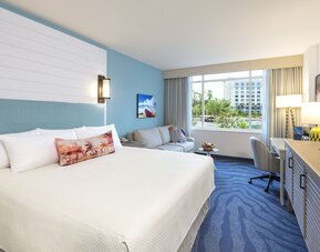 Universal's Loews Sapphire Falls Resort