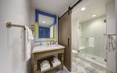 Universal's Loews Sapphire Falls Resort