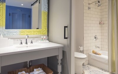 Universal's Loews Sapphire Falls Resort