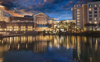 Universal's Loews Sapphire Falls Resort