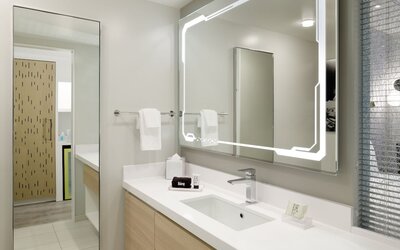 Astra Hotel, Seattle, A Tribute Portfolio Hotel by Marriott