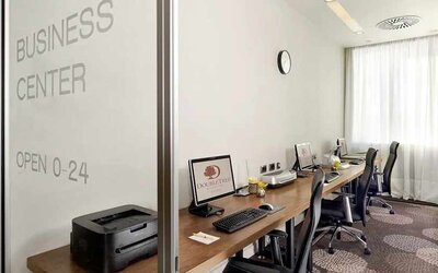 dedicated business center with PC, internet, printer, and workspace at DoubleTree by Hilton Zagreb.