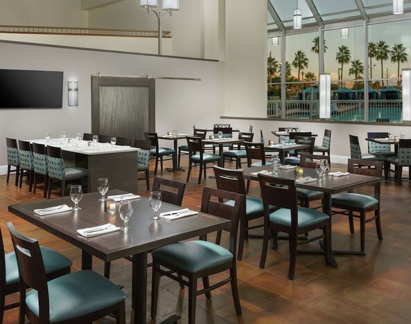 DoubleTree by Hilton Orlando Airport