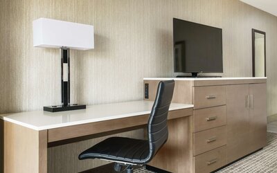 DoubleTree by Hilton Orlando Airport