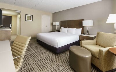 DoubleTree by Hilton Orlando Airport