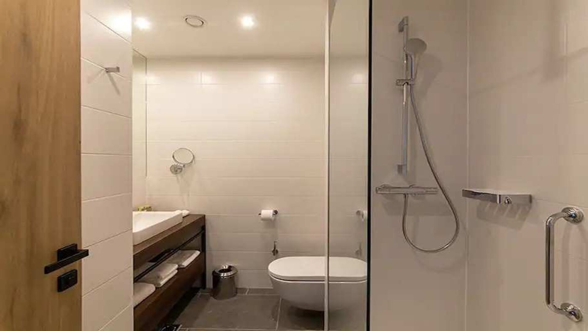 clean and spacious king bathroom with shower at Hilton Garden Inn Zagreb - Radnicka.