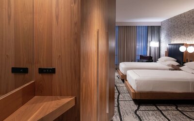 The Charter Hotel Seattle, Curio Collection by Hilton