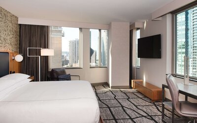 The Charter Hotel Seattle, Curio Collection by Hilton