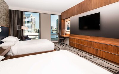 The Charter Hotel Seattle, Curio Collection by Hilton