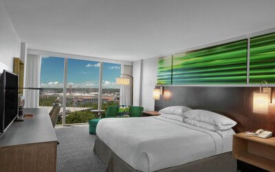 DoubleTree by Hilton at the Entrance to Universal Orlando
