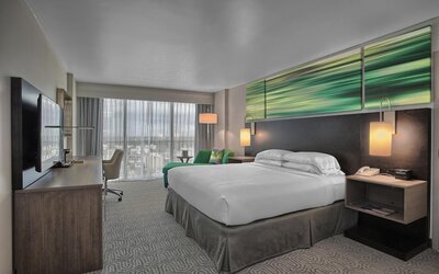DoubleTree by Hilton at the Entrance to Universal Orlando
