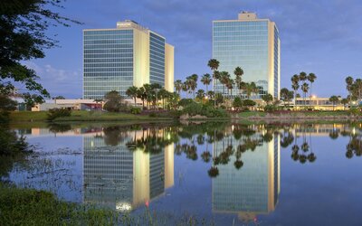DoubleTree by Hilton at the Entrance to Universal Orlando