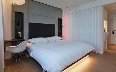 citizenM Seattle South Lake Union
