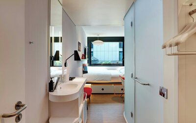 citizenM Seattle South Lake Union