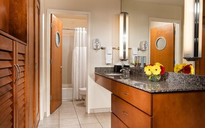 Staypineapple, Watertown Hotel, University District Seattle