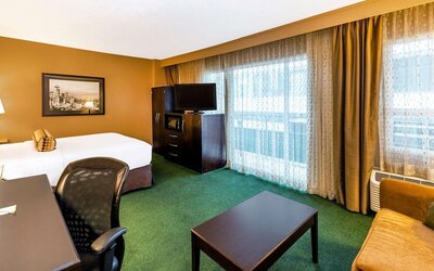 La Quinta Inn & Suites by Wyndham Seattle Downtown