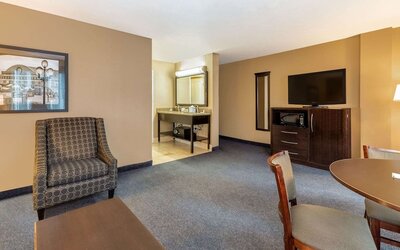 La Quinta Inn & Suites by Wyndham Seattle Downtown