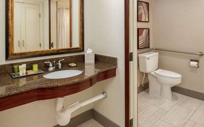 Junior Suite, 1 King Bed