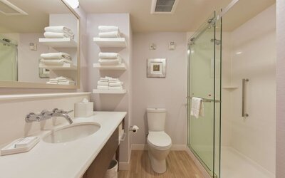 Hampton Inn & Suites Seattle/Redmond
