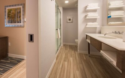 Hampton Inn & Suites Seattle/Redmond