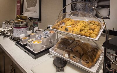 Hampton Inn & Suites Seattle/Redmond