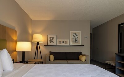 Country Inn & Suites by Radisson, Seattle-Bothell, WA