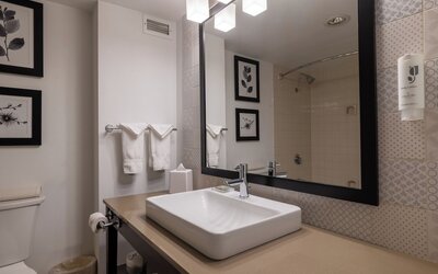 Country Inn & Suites by Radisson, Seattle-Bothell, WA
