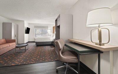 Holiday Inn & Suites Bothell by IHG