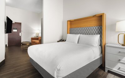 Holiday Inn & Suites Bothell by IHG