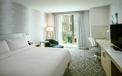 Hilton Garden Inn Seattle Bellevue Downtown, WA