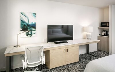 Hilton Garden Inn Seattle Bellevue Downtown, WA