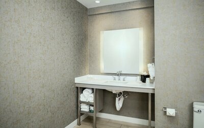 Hilton Garden Inn Seattle Bellevue Downtown, WA
