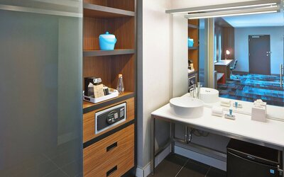 Aloft by Marriott Seattle Redmond