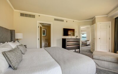 The Woodmark Hotel & Still Spa on Lake Washington