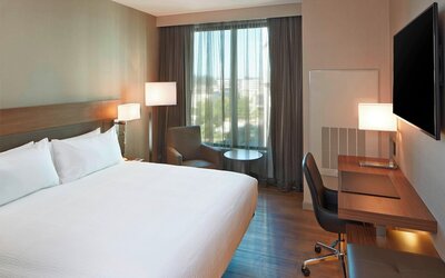 AC Hotel by Marriott Seattle Bellevue/Downtown