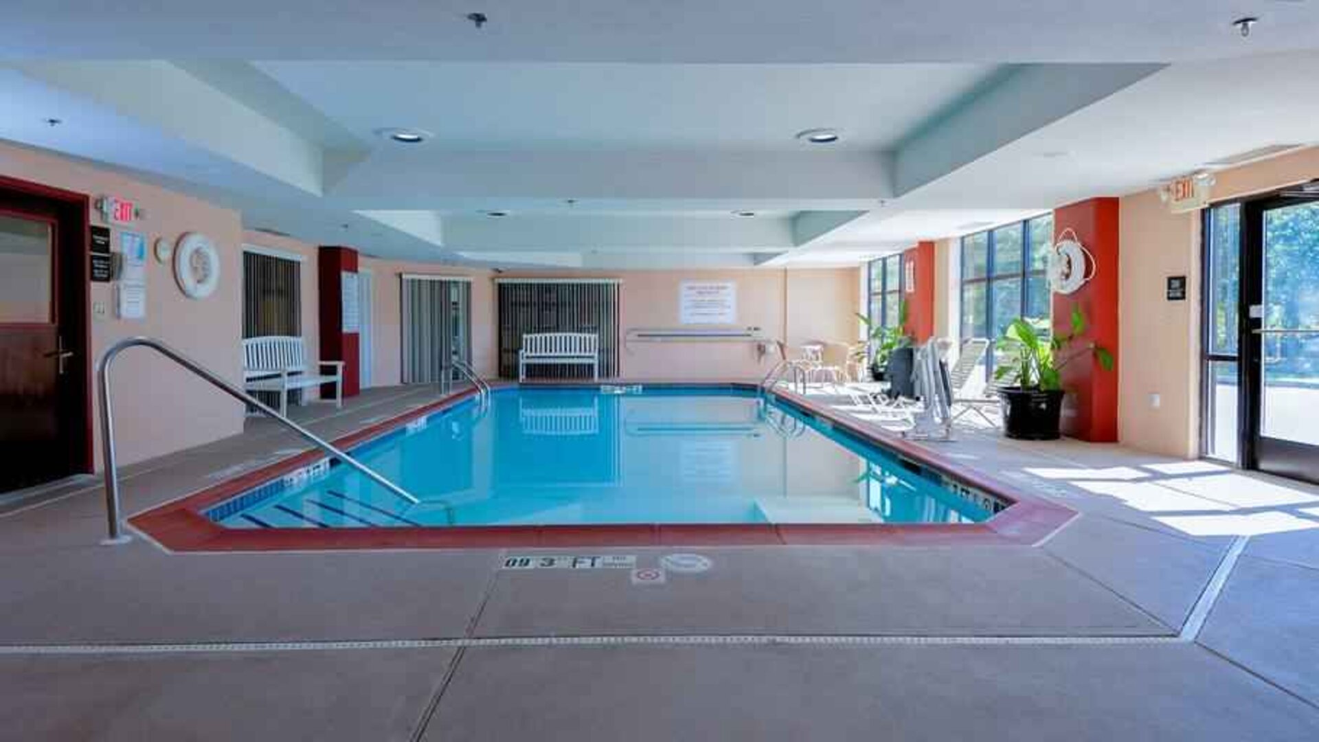 Relaxing indoor pool at the Hampton Inn East Windsor.